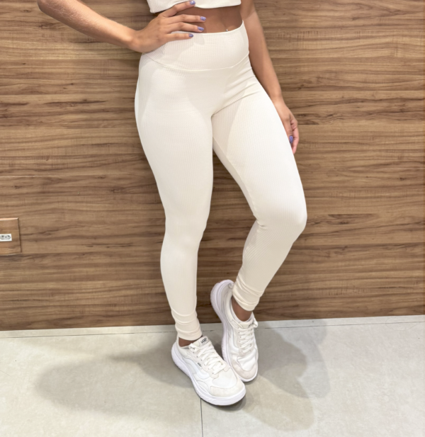 Calça Fuso Marselha